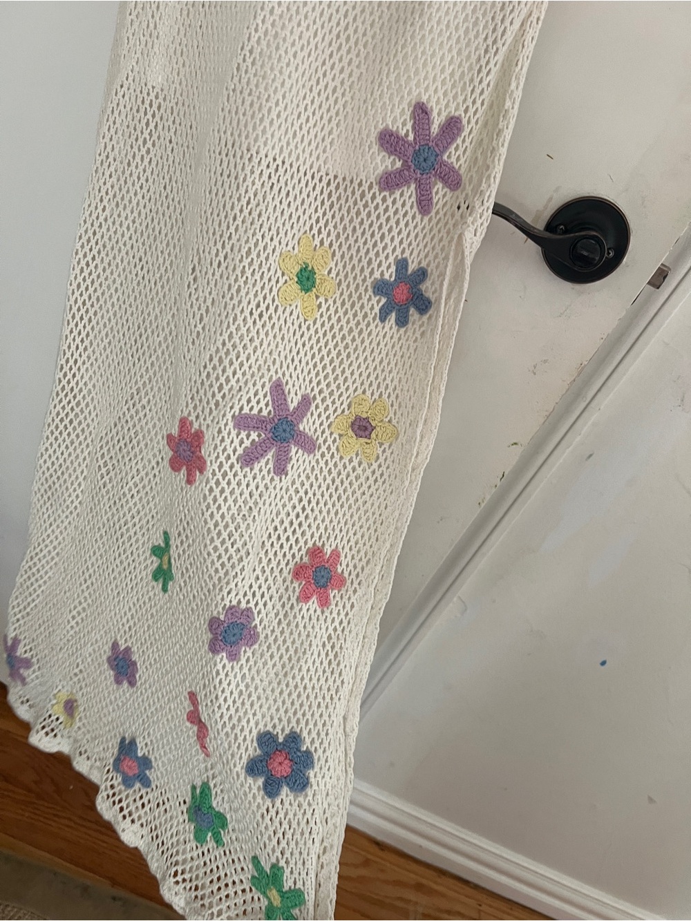 Beach Riot White Crochet Floral Appliqué Coverup - Picture 5 of 6